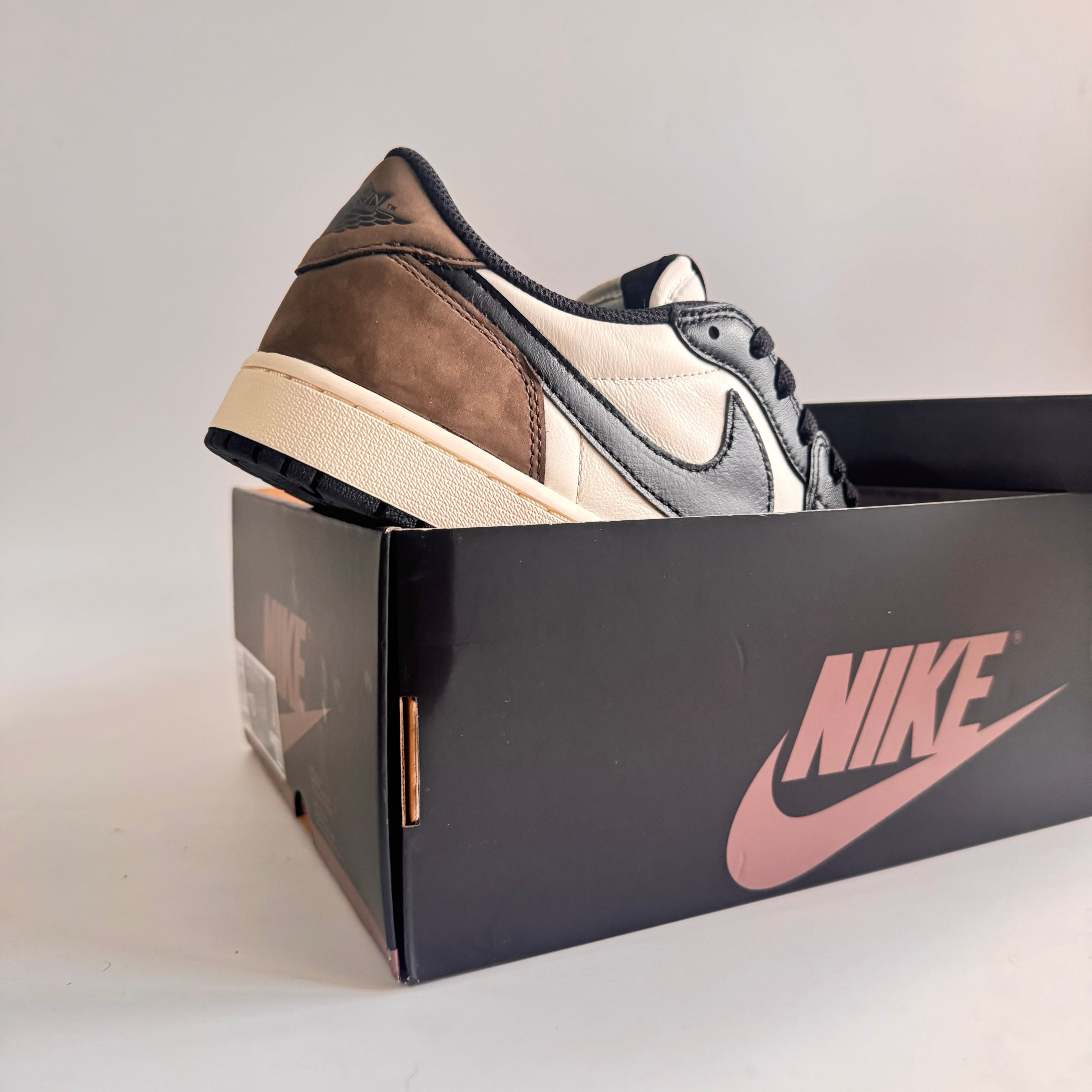 Jordan 1 Big Swoosh Mocha Low